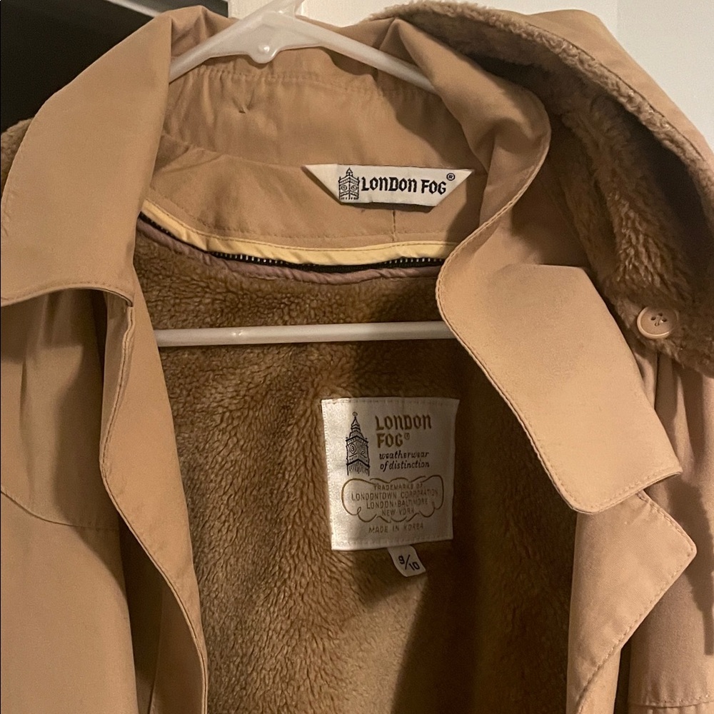 London Fog Beige Outerwear with Warm Lining.  Size says 9/10